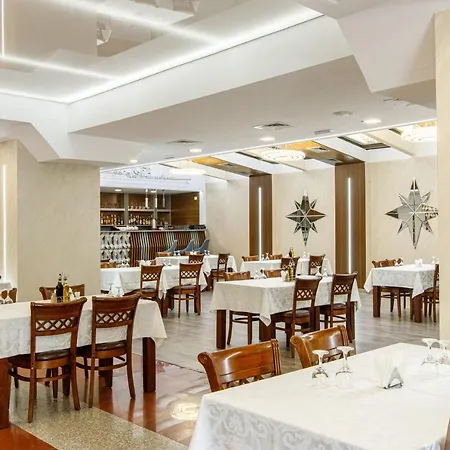 Aparthotel Lira Pacific Constanta