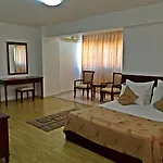 Aparthotel Lira Pacific Constanţa