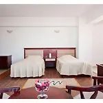 Aparthotel Lira Pacific 3*