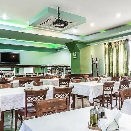 Lira Pacific Aparthotel