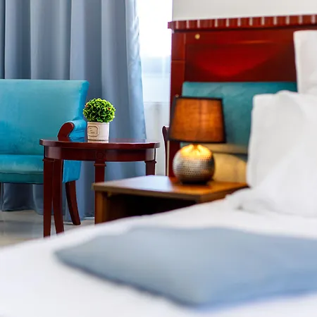 Lira Pacific Aparthotel 3*