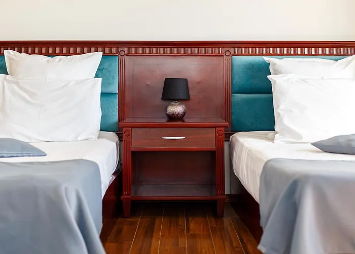 Lira Pacific Констанца