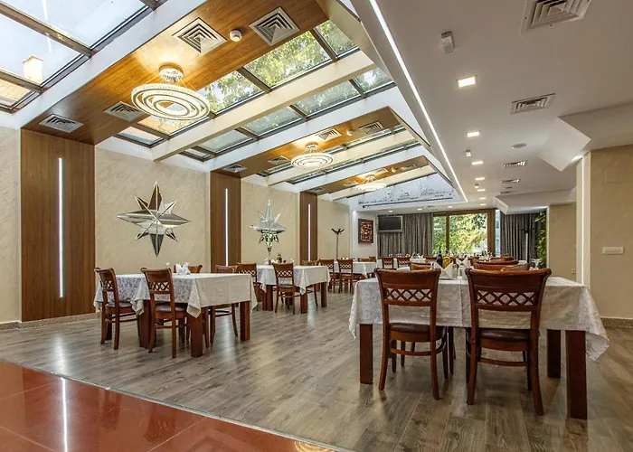 Lira Pacific Lägenhetshotell Constanţa