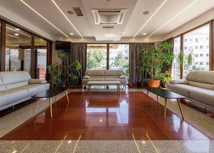 Lira Pacific 3* Constanţa