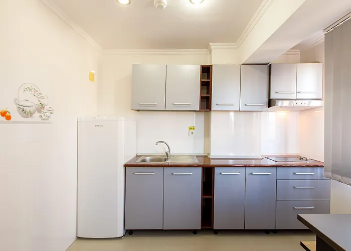 Lira Pacific Lägenhetshotell Constanţa